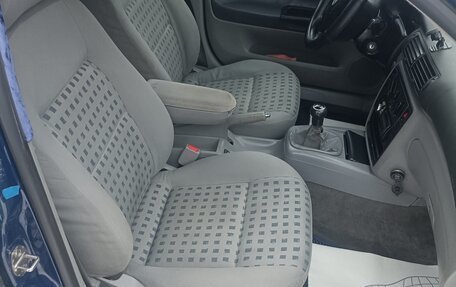 Volkswagen Passat B5+ рестайлинг, 2000 год, 293 000 рублей, 22 фотография