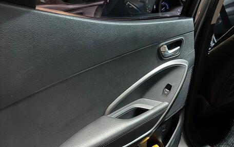 Hyundai Santa Fe III рестайлинг, 2018 год, 2 500 000 рублей, 15 фотография