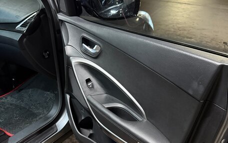 Hyundai Santa Fe III рестайлинг, 2018 год, 2 500 000 рублей, 20 фотография