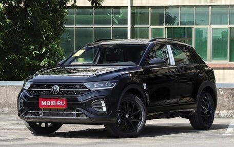 Volkswagen T-Roc, 2025 год, 2 390 000 рублей, 1 фотография