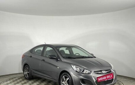 Hyundai Solaris II рестайлинг, 2014 год, 930 000 рублей, 2 фотография