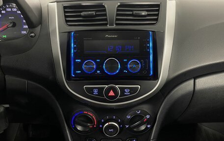 Hyundai Solaris II рестайлинг, 2014 год, 930 000 рублей, 18 фотография