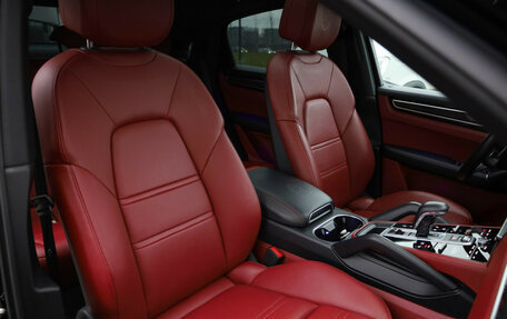 Porsche Cayenne III, 2019 год, 6 999 000 рублей, 27 фотография