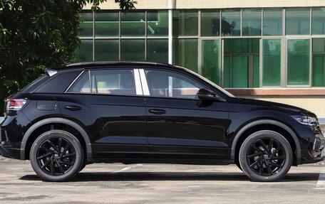 Volkswagen T-Roc, 2025 год, 2 390 000 рублей, 6 фотография