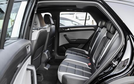 Volkswagen T-Roc, 2025 год, 2 390 000 рублей, 17 фотография