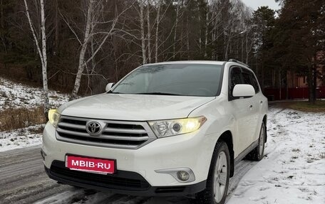 Toyota Highlander III, 2011 год, 2 450 000 рублей, 1 фотография