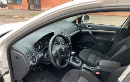 Skoda Octavia, 2010 год, 840 000 рублей, 13 фотография