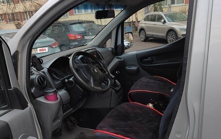 Nissan NV200, 2010 год, 630 000 рублей, 5 фотография