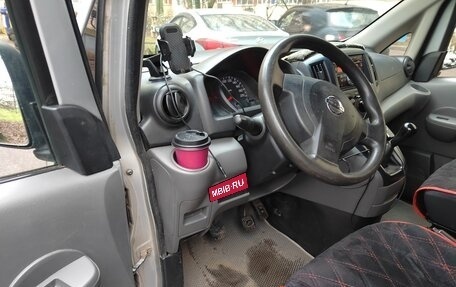 Nissan NV200, 2010 год, 630 000 рублей, 8 фотография