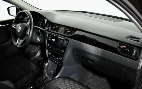 Skoda Rapid I, 2018 год, 1 650 000 рублей, 13 фотография