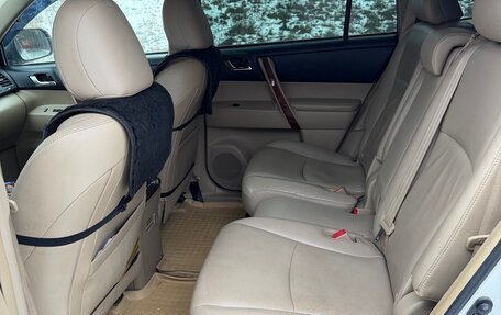 Toyota Highlander III, 2011 год, 2 450 000 рублей, 9 фотография