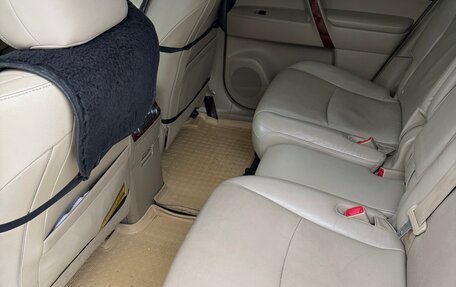 Toyota Highlander III, 2011 год, 2 450 000 рублей, 8 фотография