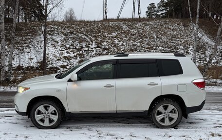 Toyota Highlander III, 2011 год, 2 450 000 рублей, 4 фотография