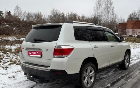 Toyota Highlander III, 2011 год, 2 450 000 рублей, 3 фотография
