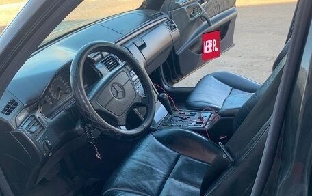 Mercedes-Benz E-Класс, 1998 год, 350 000 рублей, 14 фотография