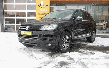 Volkswagen Touareg III, 2012 год, 2 353 000 рублей, 2 фотография