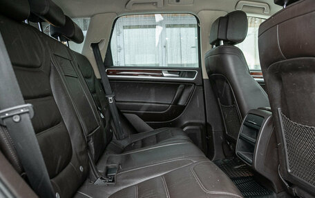 Volkswagen Touareg III, 2012 год, 2 353 000 рублей, 13 фотография