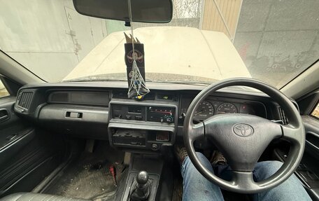 Toyota Comfort, 2005 год, 460 000 рублей, 7 фотография