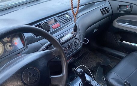 Mitsubishi Lancer IX, 2005 год, 350 000 рублей, 9 фотография