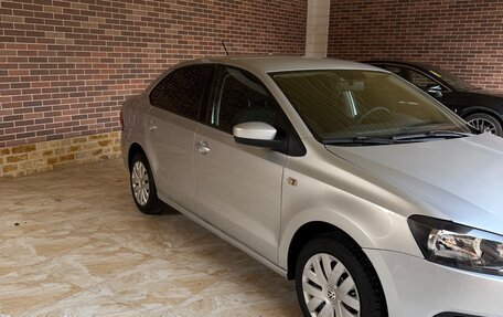 Volkswagen Polo VI (EU Market), 2014 год, 770 000 рублей, 2 фотография