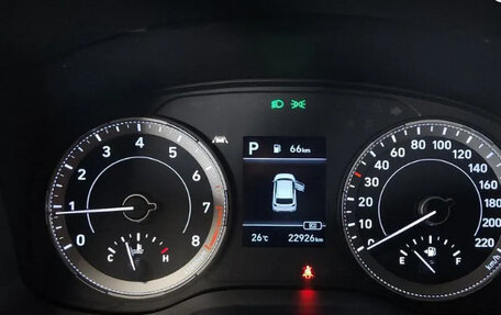 Hyundai Venue I, 2021 год, 2 200 000 рублей, 10 фотография