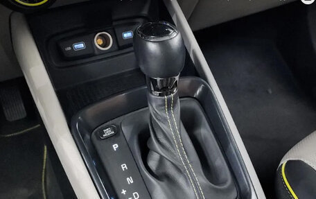 Hyundai Venue I, 2021 год, 2 200 000 рублей, 12 фотография