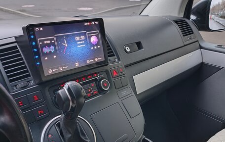 Volkswagen Multivan T5, 2012 год, 2 450 000 рублей, 10 фотография