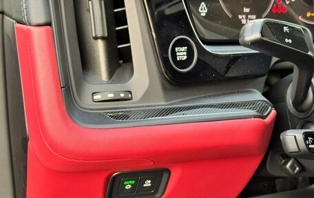 Porsche Cayenne III, 2025 год, 32 990 000 рублей, 14 фотография