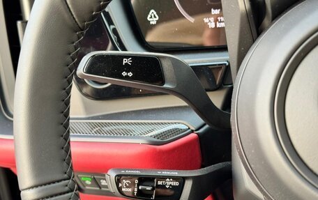 Porsche Cayenne III, 2025 год, 32 990 000 рублей, 15 фотография