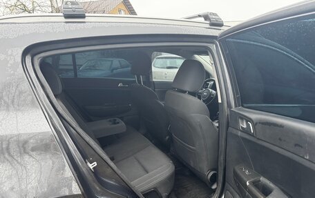 KIA Sportage IV рестайлинг, 2017 год, 1 500 000 рублей, 9 фотография