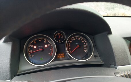 Opel Astra H, 2012 год, 650 000 рублей, 2 фотография