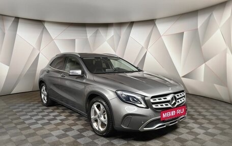Mercedes-Benz GLA, 2018 год, 3 100 000 рублей, 3 фотография