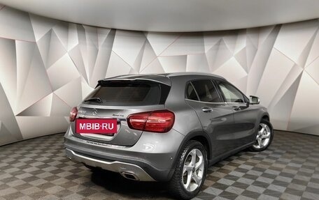 Mercedes-Benz GLA, 2018 год, 3 100 000 рублей, 2 фотография