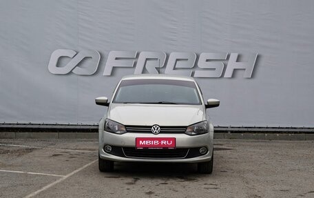 Volkswagen Polo VI (EU Market), 2011 год, 900 000 рублей, 3 фотография