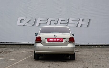 Volkswagen Polo VI (EU Market), 2011 год, 900 000 рублей, 4 фотография