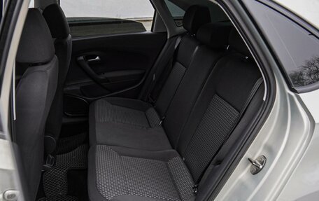 Volkswagen Polo VI (EU Market), 2011 год, 900 000 рублей, 9 фотография