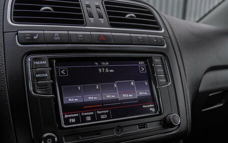 Volkswagen Polo VI (EU Market), 2011 год, 900 000 рублей, 13 фотография