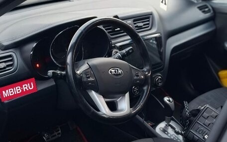 KIA Rio III рестайлинг, 2013 год, 695 000 рублей, 2 фотография