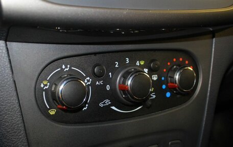 Renault Sandero II рестайлинг, 2019 год, 1 199 000 рублей, 13 фотография