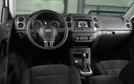 Volkswagen Tiguan I, 2015 год, 1 475 000 рублей, 6 фотография