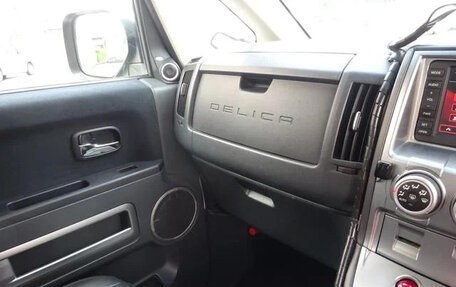 Mitsubishi Delica D:5 I, 2018 год, 1 998 000 рублей, 18 фотография