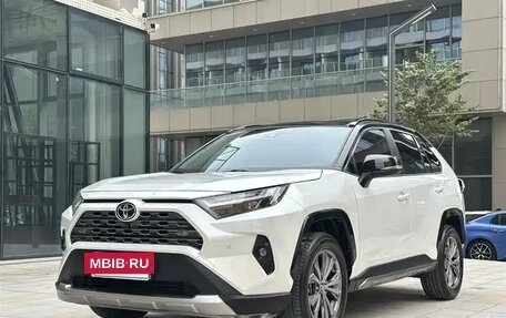 Toyota RAV4, 2025 год, 2 513 555 рублей, 3 фотография