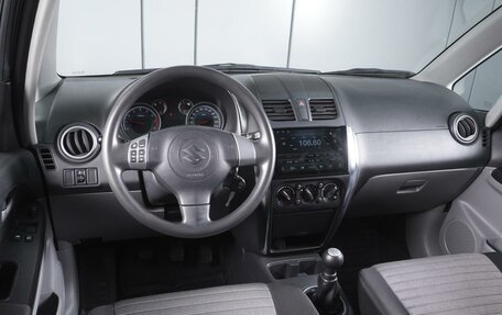 Suzuki SX4 II рестайлинг, 2010 год, 870 000 рублей, 6 фотография