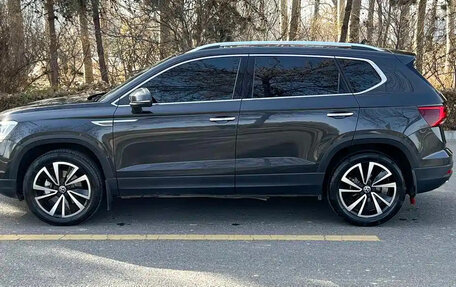 Volkswagen Tharu, 2022 год, 1 430 000 рублей, 4 фотография