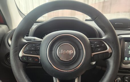 Jeep Renegade I рестайлинг, 2022 год, 1 600 000 рублей, 9 фотография