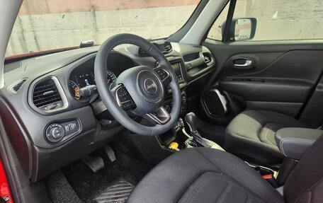 Jeep Renegade I рестайлинг, 2022 год, 1 600 000 рублей, 7 фотография