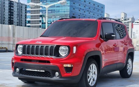 Jeep Renegade I рестайлинг, 2022 год, 1 600 000 рублей, 1 фотография