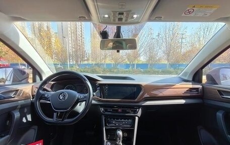 Volkswagen Tharu, 2023 год, 1 830 000 рублей, 7 фотография