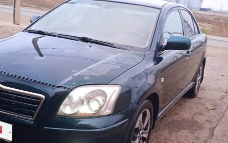 Toyota Avensis III рестайлинг, 2004 год, 570 000 рублей, 2 фотография
