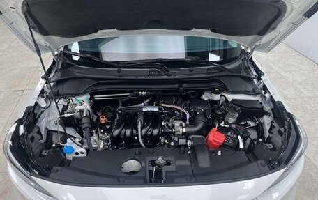 Honda Vezel, 2025 год, 2 250 000 рублей, 17 фотография